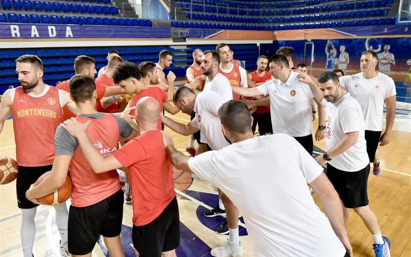 crna gora kosarka reprezentacija trening