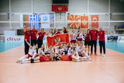 Druga pobjeda pionirki, Crna Gora bolja i od Grčke - Odbojka Crna Gora