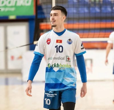 Uroš Konatar: Od školskog terena do reprezentacije i Budućnosti - Odbojka Crna Gora