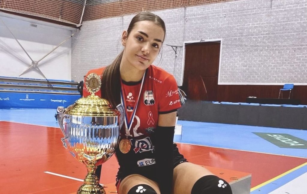 Anastasija Bogojević osvojila prvi trofej sa Tentom - Odbojka Crna Gora