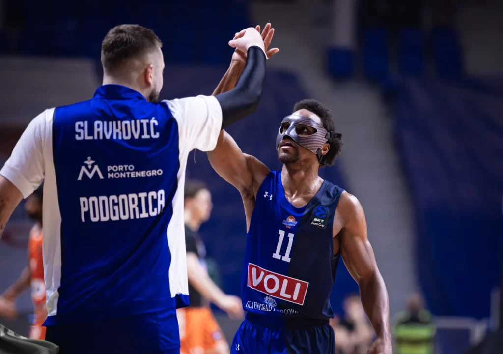 yogi ferrell buducnost