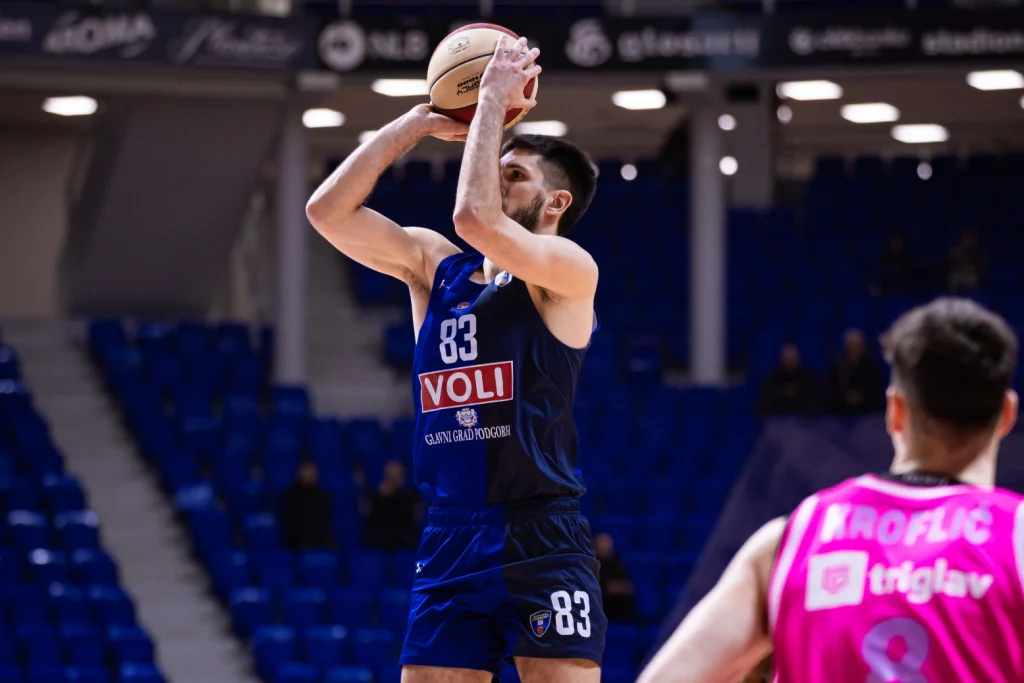axel bouteille buducnost mega