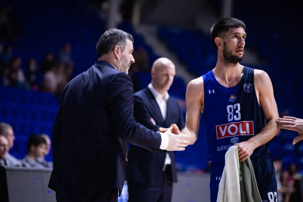 vladimir todorovic axel bouteille buducnost