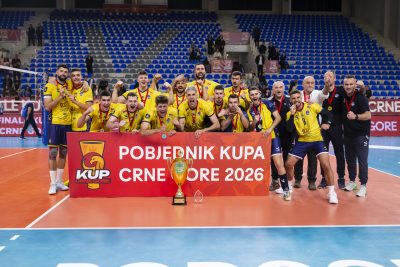 Odbojkaši Budve velikim preokretom odbranili pehar Kupa - Odbojka Crna Gora