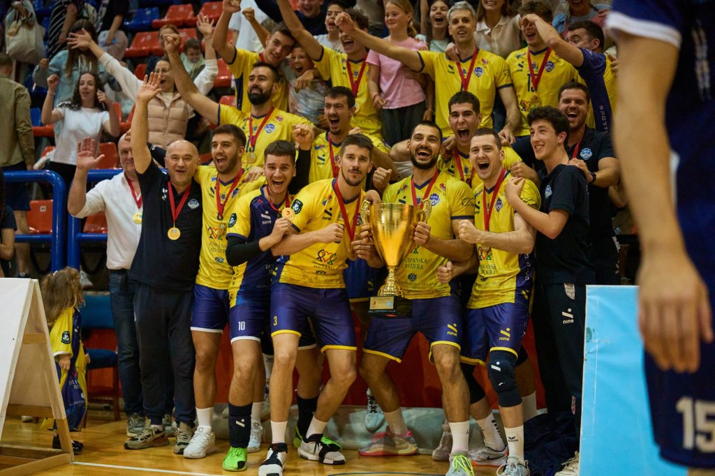 Budva odbranila titulu: Šampionu najuzbudljivija finalna serija EPCG Superlige! - Odbojka Crna Gora