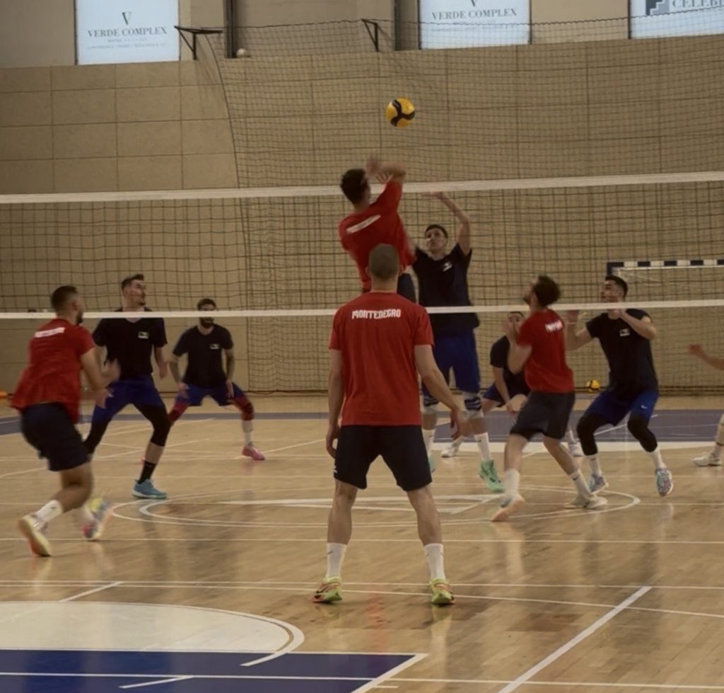 Odbojkaši slavili u sparing meču sa BiH, u subotu zvanična prijateljska - Odbojka Crna Gora