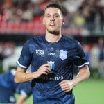 Evropa odmah zaboljela: Dečić izgubio sa igračem više, Mornar primio dva gola za deset minuta