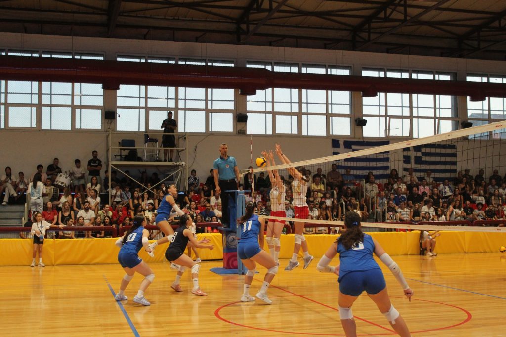 U16 Balkansko prvenstvo: Pobjeda domaćina, u petak protiv Rumunije - Odbojka Crna Gora