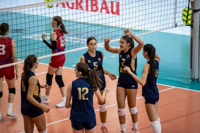 Nova ubjedljiva pobjeda - Crnogorke osigurale medalju sa U17 Balkanskog prvenstva! - Odbojka Crna Gora