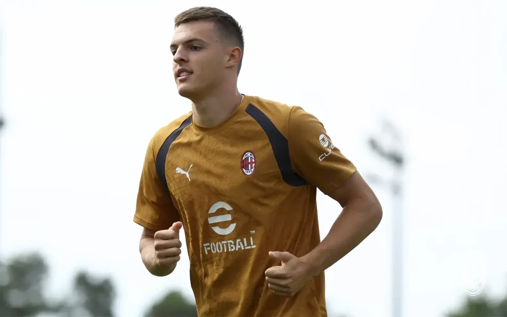 andrej kostic ac milan